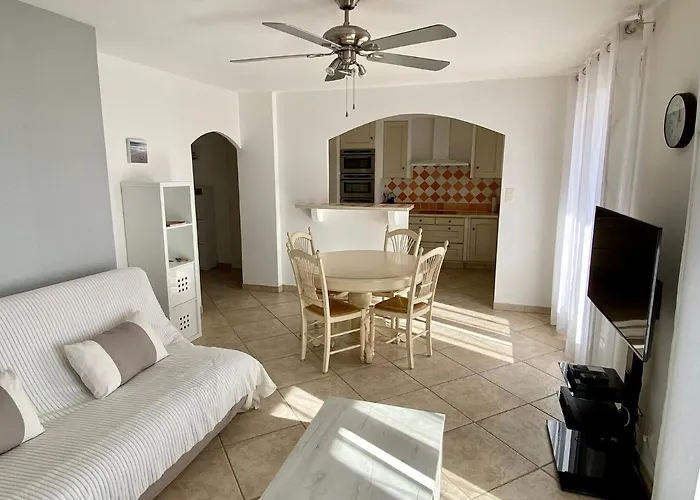 Les Locations Cinaureva \